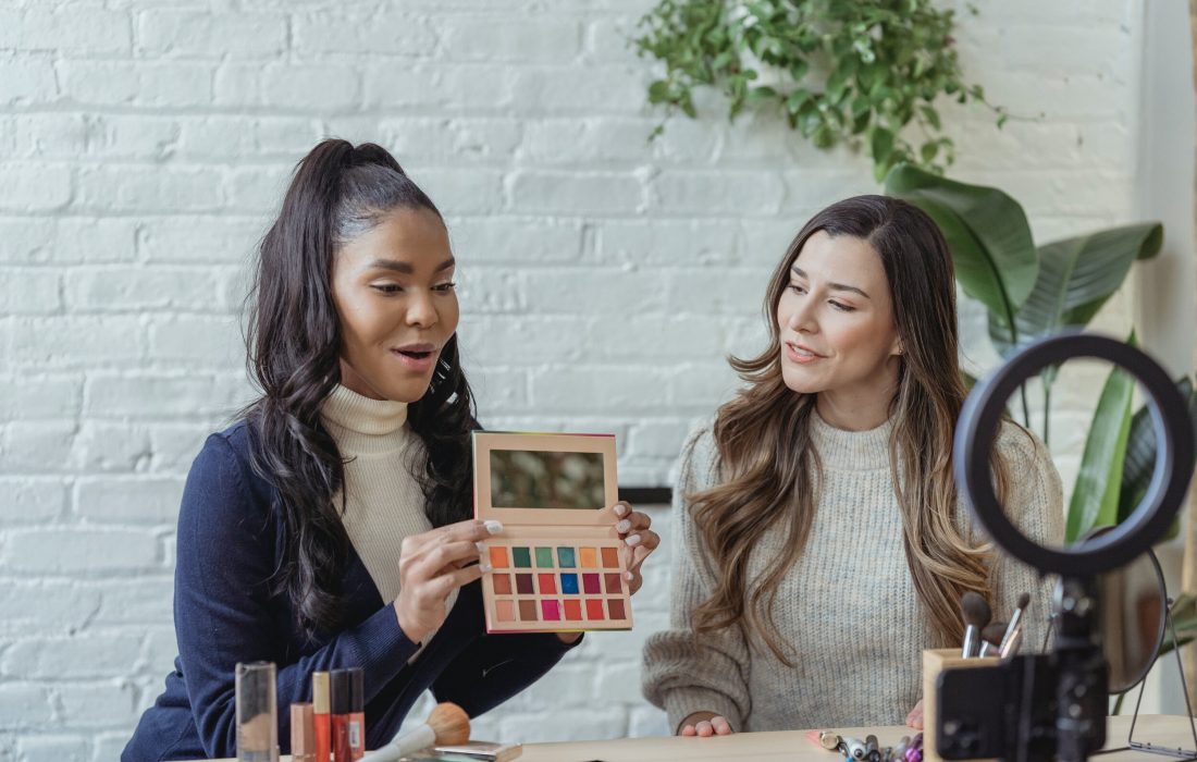 beauty+brands+livestreaming+sales+strategy